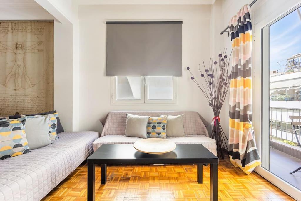 Apartment In The Middle Of Everything Athen Exterior foto