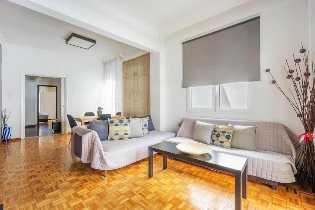 Apartment In The Middle Of Everything Athen Exterior foto