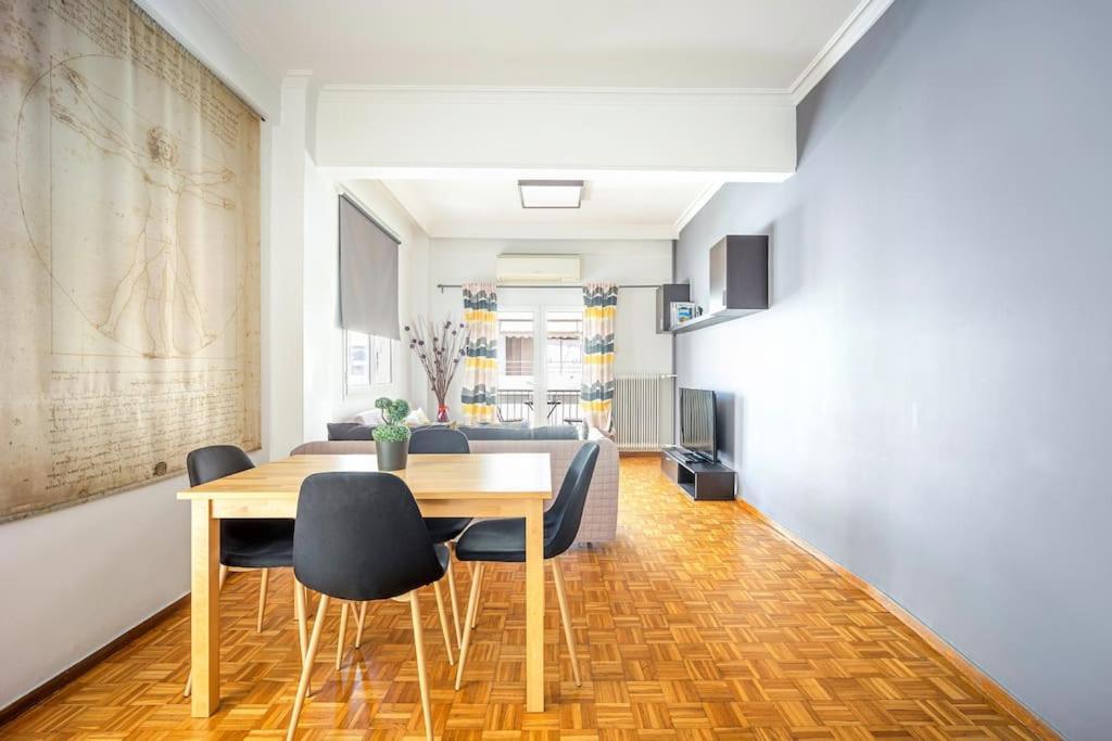 Apartment In The Middle Of Everything Athen Exterior foto